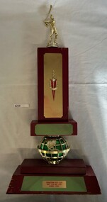 Award - Trophy, Thomastown Golf Club, Thomastown Golf Club. Best Clubman 1992. Robert Jones, 1992