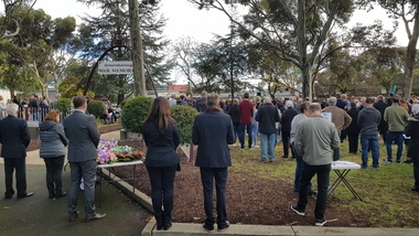 Photograph - Photograph - Digital Image, Rosie Bray, Anzac Day at War Memorial Park, Greensborough 2021, 25/04/2021