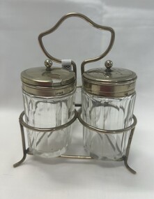 Domestic object - Cruet set, 1940s