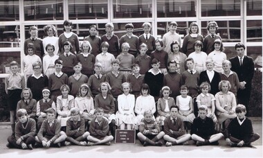 Photograph - School Photograph - Digital Image, Watsonia State School Wa4838 1965 Grade 6A, 1965_