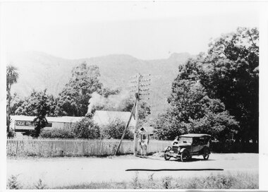 Photograph - B/W, C 1920 late 1920s