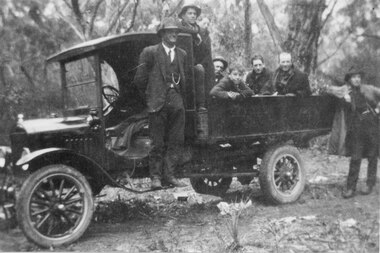 Photograph - B/W, C 1930s