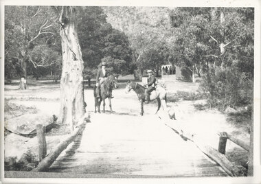 Photograph - B/W, C 1920s