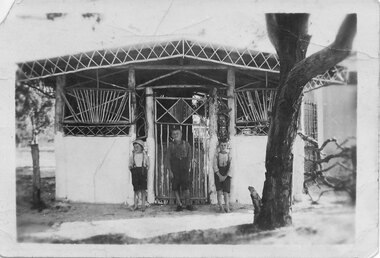 Photograph - B/W, C 1924-1930