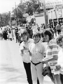 Photograph - B/W, Oct-86