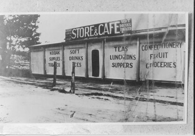 Photograph - B/W, C 1920s