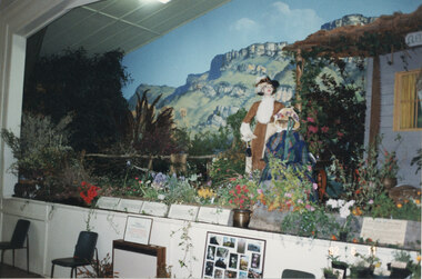 Photograph - Coloured, 06/11/1992