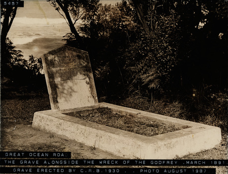 Grave erected by CRB on G.O.R. near wreck of the Godfrey (wrecked March 1891) Grave erected 1939. Photo taken Aug 1987