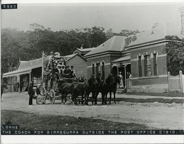Photograph - Lorne Post Office 1910, Lorne Post Office 1910 w coach