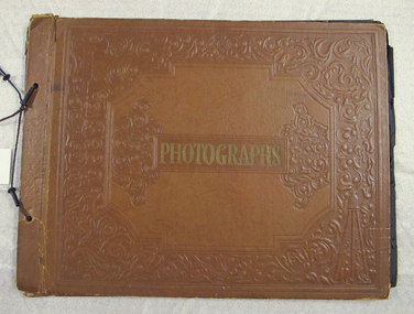 Album - Photographic album, 1946