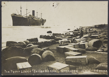 Postcard, The Tyser Liner Indrabarah stranded 10 May 1913 (New Zealand)