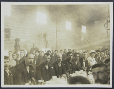 Photograph, Christmas Day 1914 at St John's College, 1914