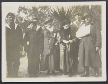 Photograph, French sailors at zoo - Madame Lion & Miss Godfrey, 1917