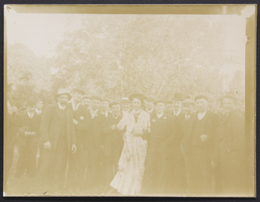 Photograph, Mr and Mrs Gurney Goldsmith, Picnic at Ottawa, King's Birthday1907, 1907