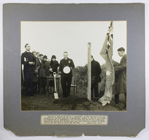 Photograph - Photograph, Black and white, Herald, Captain R. Sunter of the M.S. Manunda , at the invitation of the War memorial in Melbourne, plants a tree, 04 August 1934