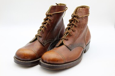 Footwear - Boots, Leather, 1945