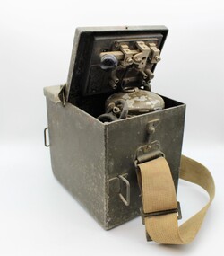 Equipment - Lamp, Signalling Daylight, Short Range, Case MK II, PMG, 1942, Stromberg Carlson, 1942