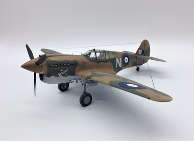 Model - P40E-1 Kittyhawk (scale model)