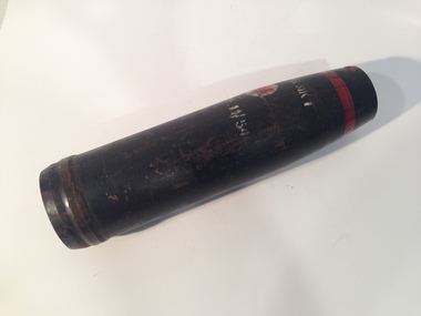 Weapon - 6-Pounder Shell Case, E.C.C, 1942