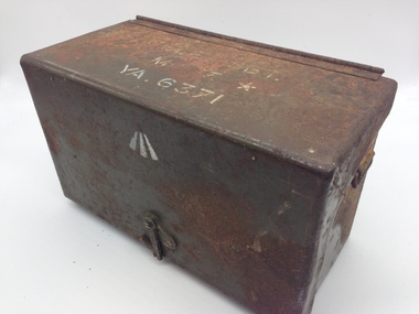 Equipment - Telephone Set and Morse Code Key, 1941 (likely date, based on information on AWM's item)