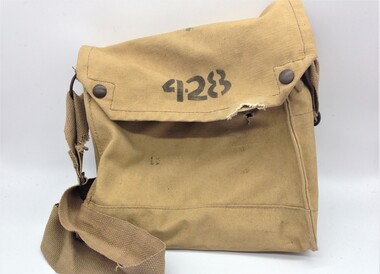Equipment - Haversack, gas mask, Gas Mask Haversack, 1942