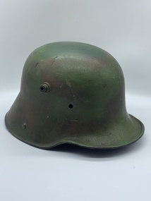 Headwear - STAHLHELM (STEEL HELMET), WW1 M1916 German Stahlhelm steel helmet