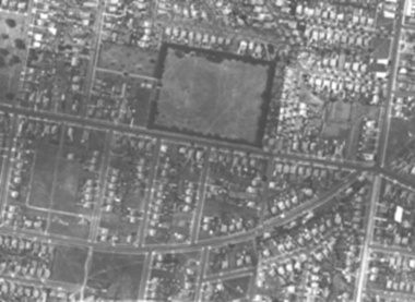 Photograph, Aerial photograph of Murrumbeena Park, c. 1945