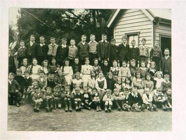 black and white photograph, Pupils of Cowes Sate School no. 1282, 1926