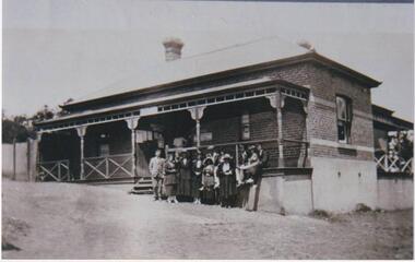 Photograph, Cowes Post Office, Phillip Island, 1920