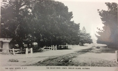 Photograph, The Beach Road, Ccowes
