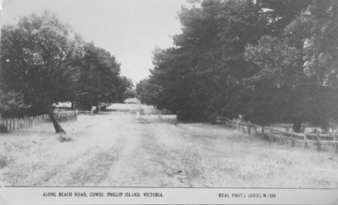Photograph, Unmade road in Cowes
