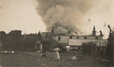 Photograph, Isle of Wight Fire Phillip Island, 23/04/1925