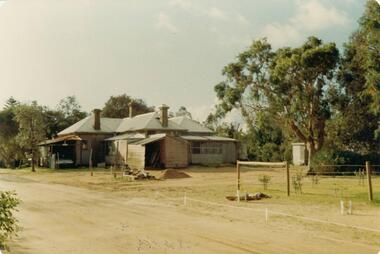 Photograph, Charmandene, 06/1984