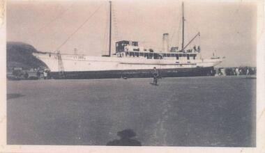 Photograph, 1951 - 1952
