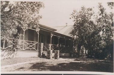 Photograph, Unknown