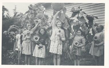 Photograph, 1940's