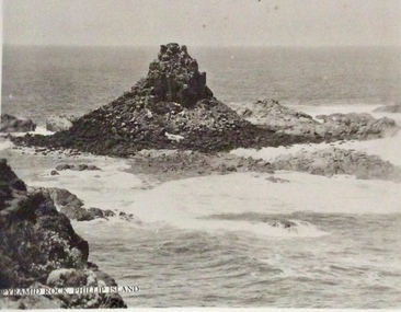 Photograph, Pryamid Rock