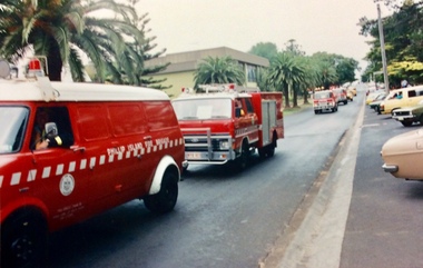 Photographs, 1988 Bicentennial Parade, Cowes, 1988