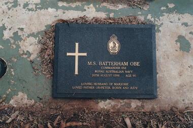Photograph Album, Kodak, Phillip Island Cemetery, c 1990