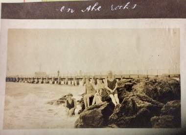 Photograph, On the rocks, 1925-1926