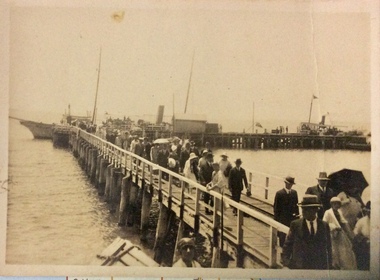 Photograph - Post Card, The Alvina and Genista at the Pier, Cowes, 1925-1926