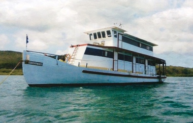 Photograph, The ferry, Eagle Star