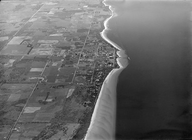 Photograph, Historic aerial photographs of Phillip Island, Cowes, Rhyll, Cape Woolamai  and San Remo, 1930s
