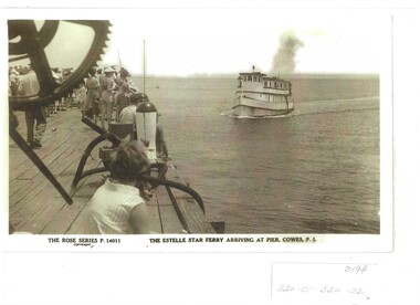 Estelle Ferry arriving at Cowes, Mid 20th century