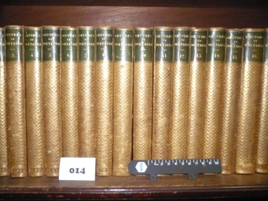 Books, Oeuvres de Voltaire, the Works of Voltaire