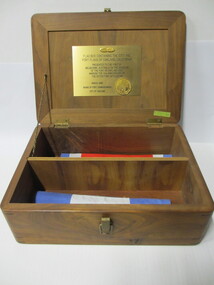 Flag Box