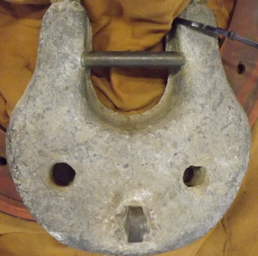 Deep sea diving neck weight