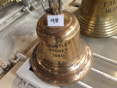 Bell, Gauntlet