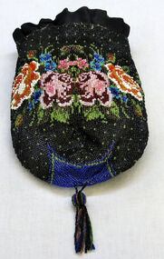 beaded bag, late 19th -early 20th century
