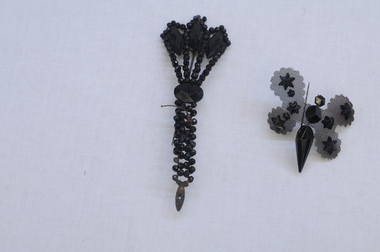 Decorative object - Brooch
